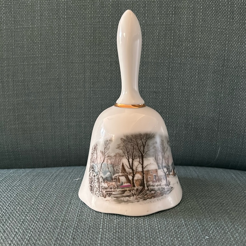 Avon Christmas Bell 1978 Porcelain, Currier & Ives